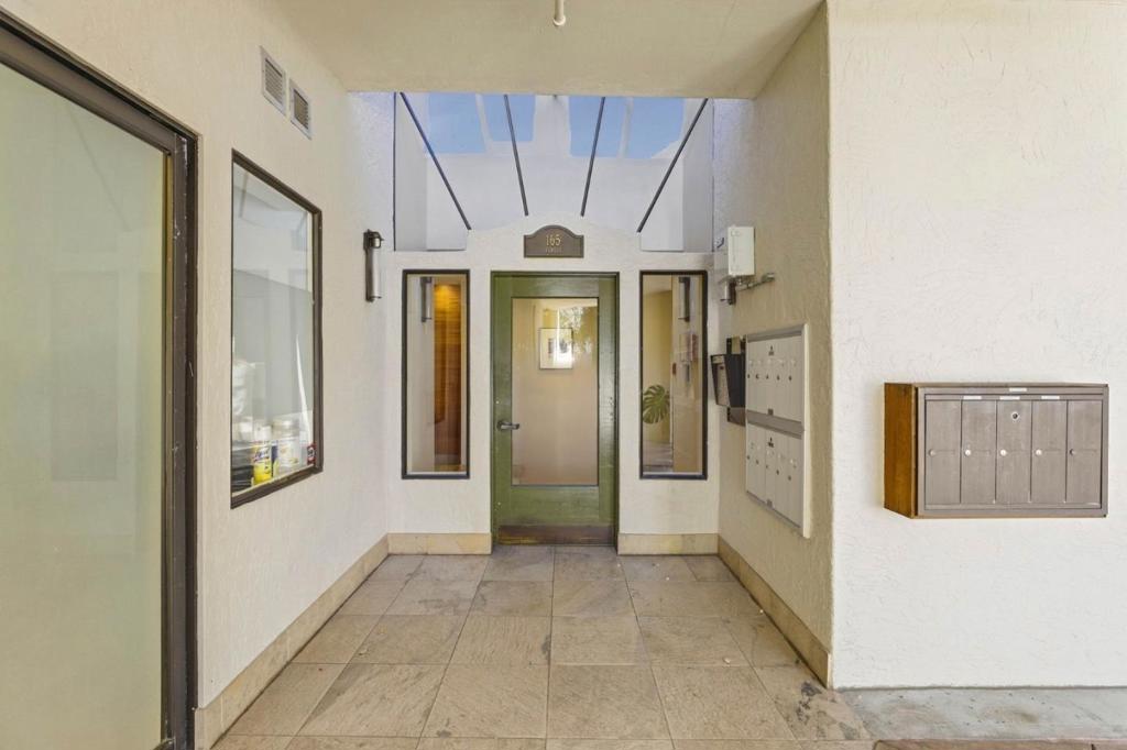 165 Forest Avenue 2C