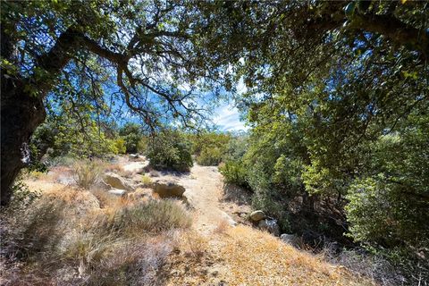 Photo of 1 Old Stone Hill Road, Warner Springs, CA 92086 (MLS # IV25163903) Photo of 1 Old Stone Hill Road, Warner Springs, CA 92086 (MLS # IV25163903)