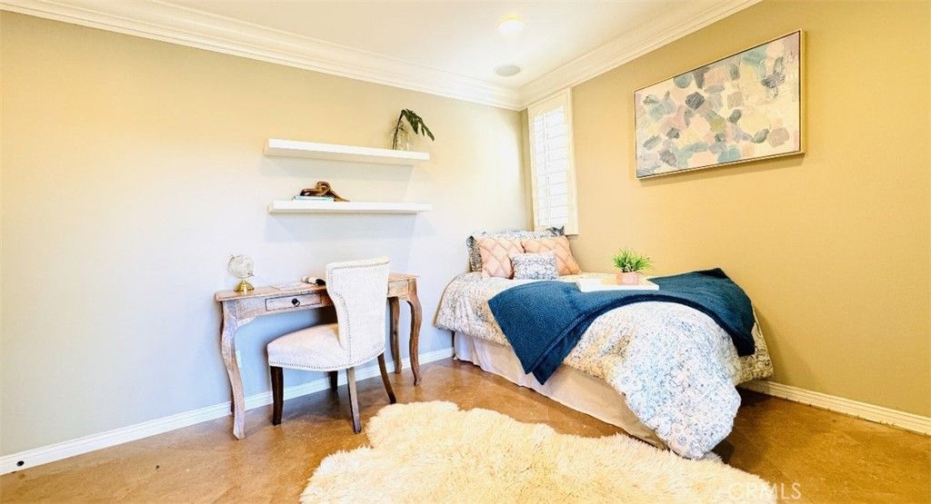 listing image 130725686778448437424