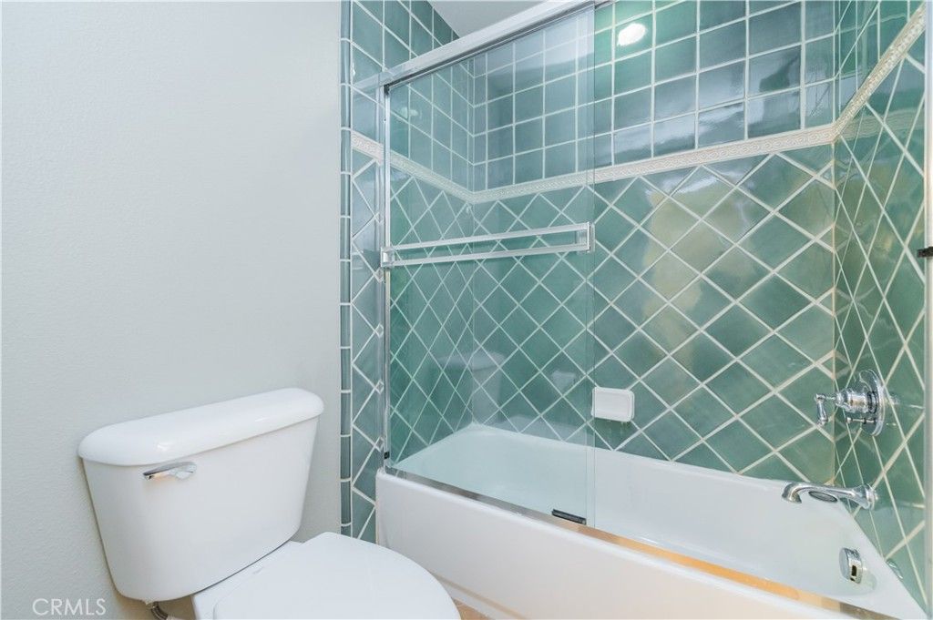 listing image 130729285074246628098