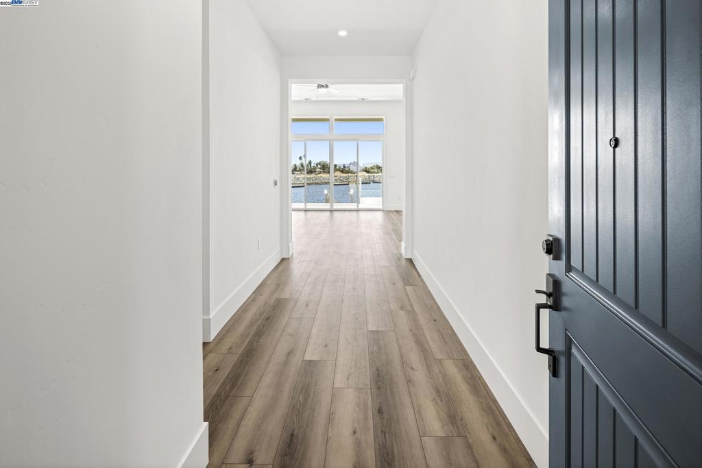 BETHEL ISLAND - Residential