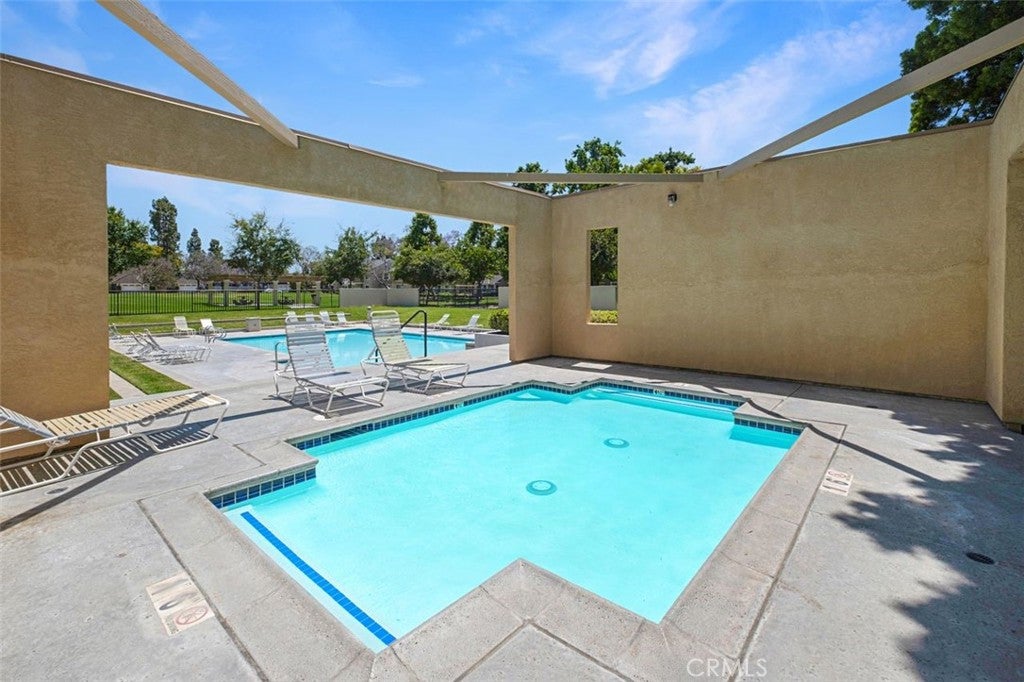 1 Woodleaf, Irvine CA 92614 - Photo 38