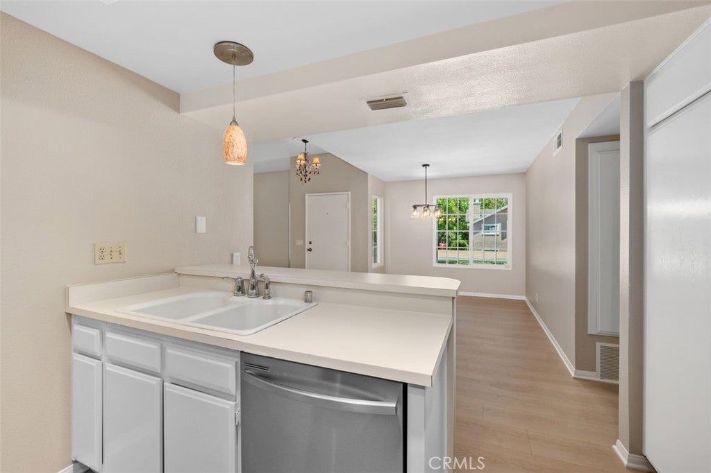 1 Woodleaf, Irvine CA 92614 - Photo 8