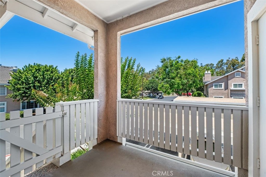 1 Woodleaf, Irvine CA 92614 - Photo 25