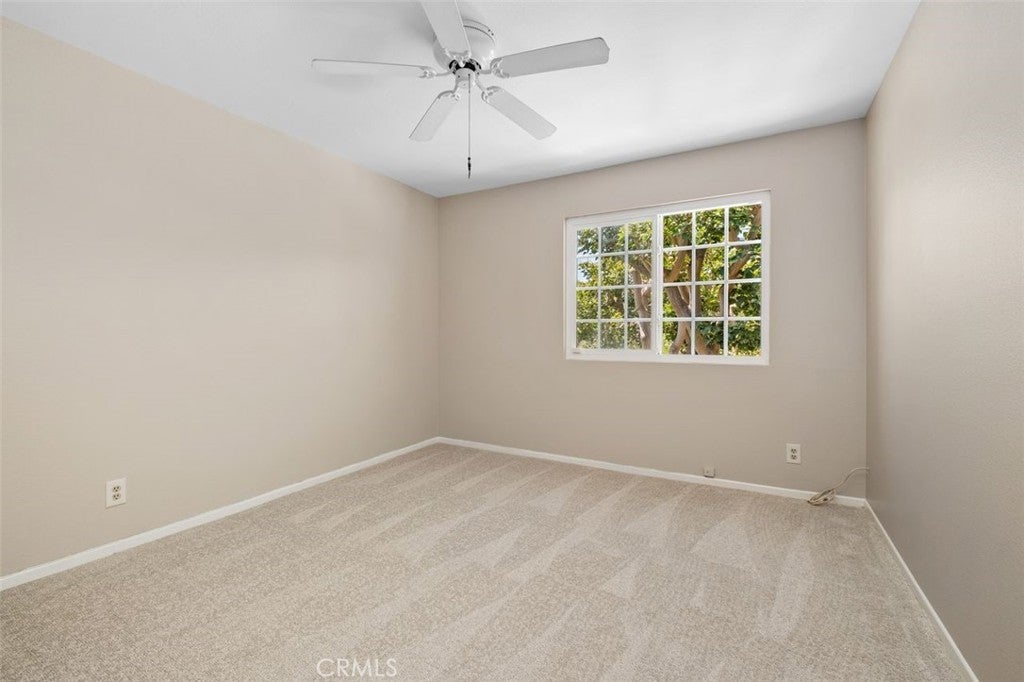 1 Woodleaf, Irvine CA 92614 - Photo 20