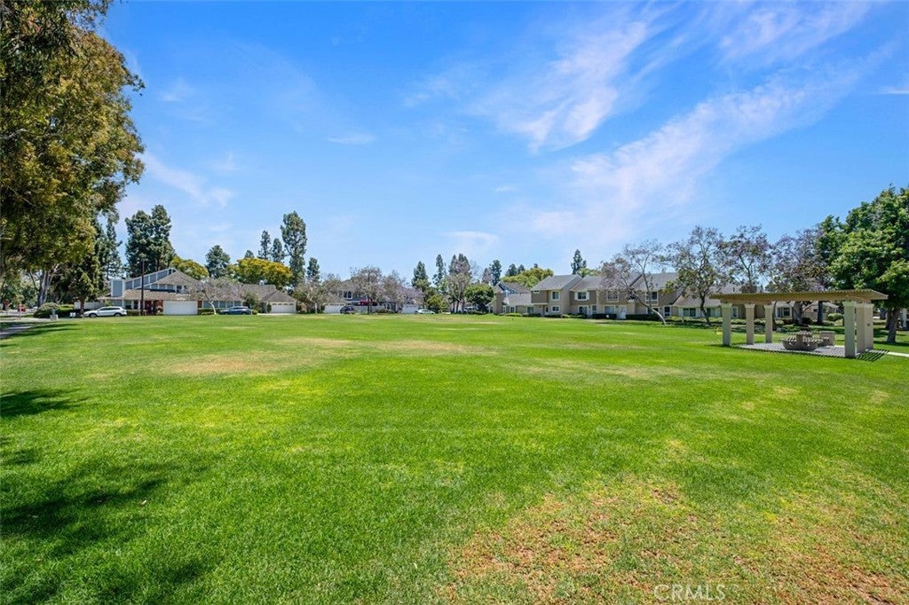 1 Woodleaf, Irvine CA 92614 - Photo 36