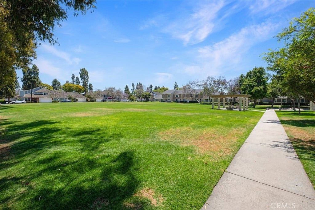 1 Woodleaf, Irvine CA 92614 - Photo 35