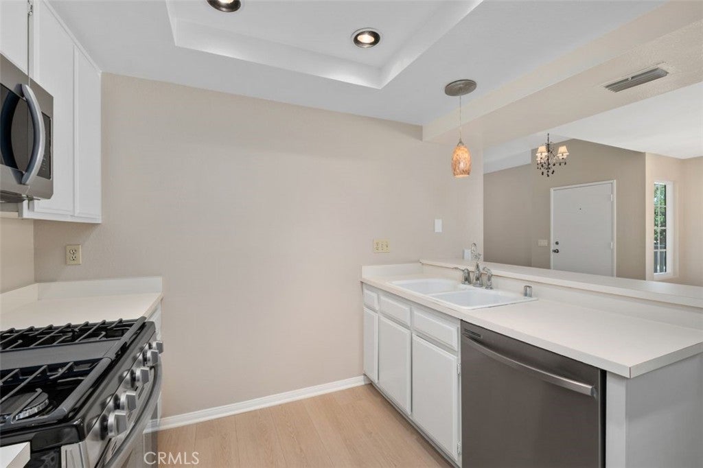 1 Woodleaf, Irvine CA 92614 - Photo 7