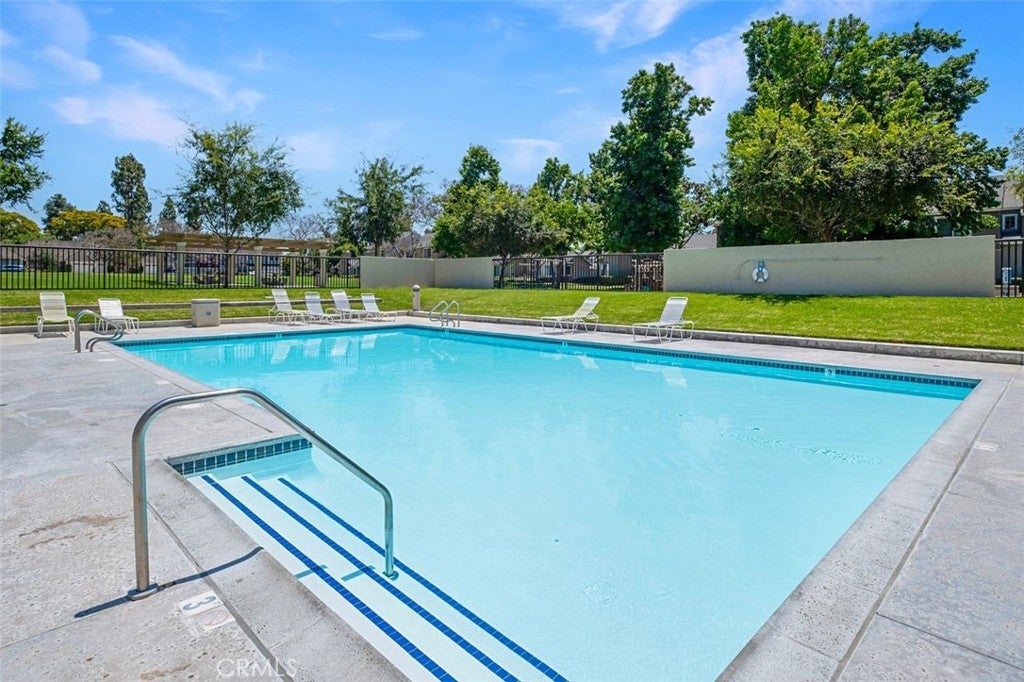 1 Woodleaf, Irvine CA 92614 - Photo 31