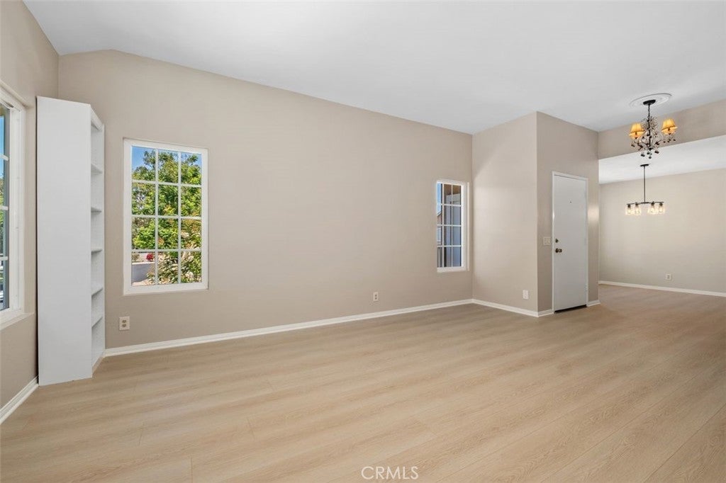 1 Woodleaf, Irvine CA 92614 - Photo 14