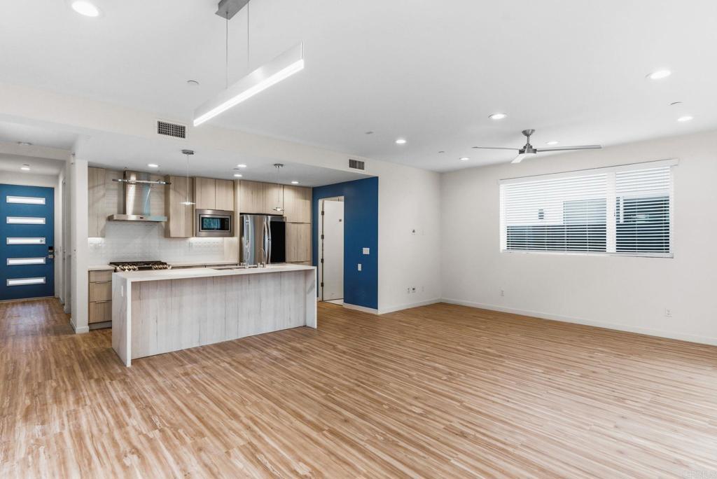 1166 Holly Avenue 10