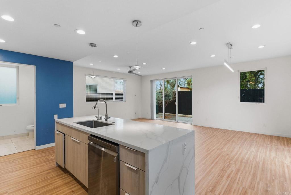 1166 Holly Avenue 10