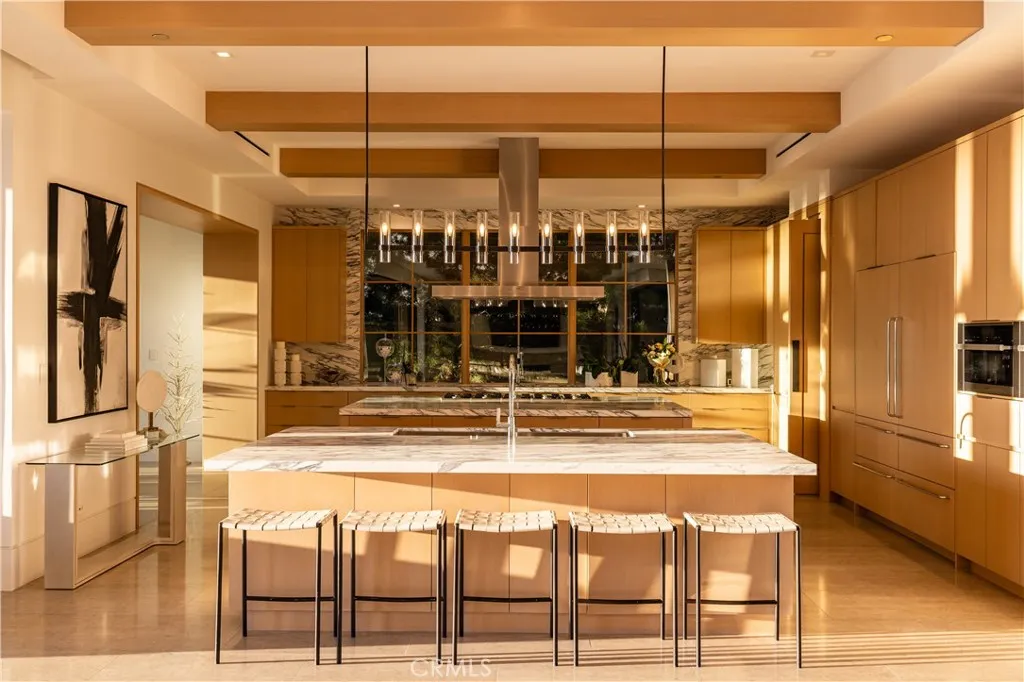 Newport Coast, California 92657, United States, 6 Bedrooms Bedrooms, ,11 BathroomsBathrooms,Residential,Active,209894