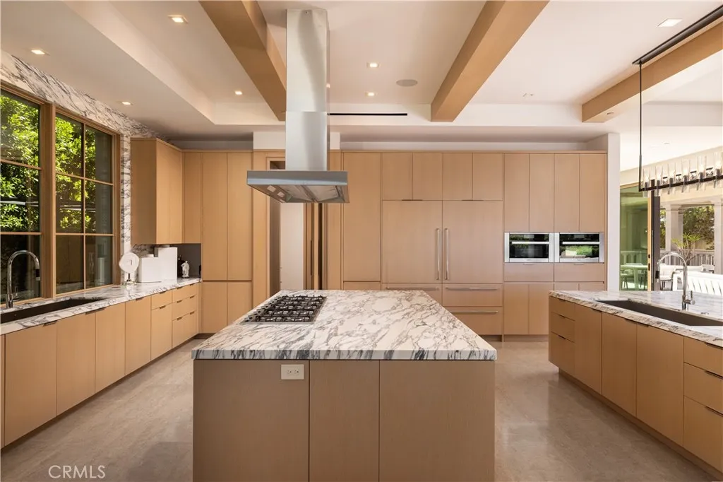 Newport Coast, California 92657, United States, 6 Bedrooms Bedrooms, ,11 BathroomsBathrooms,Residential,Active,209894