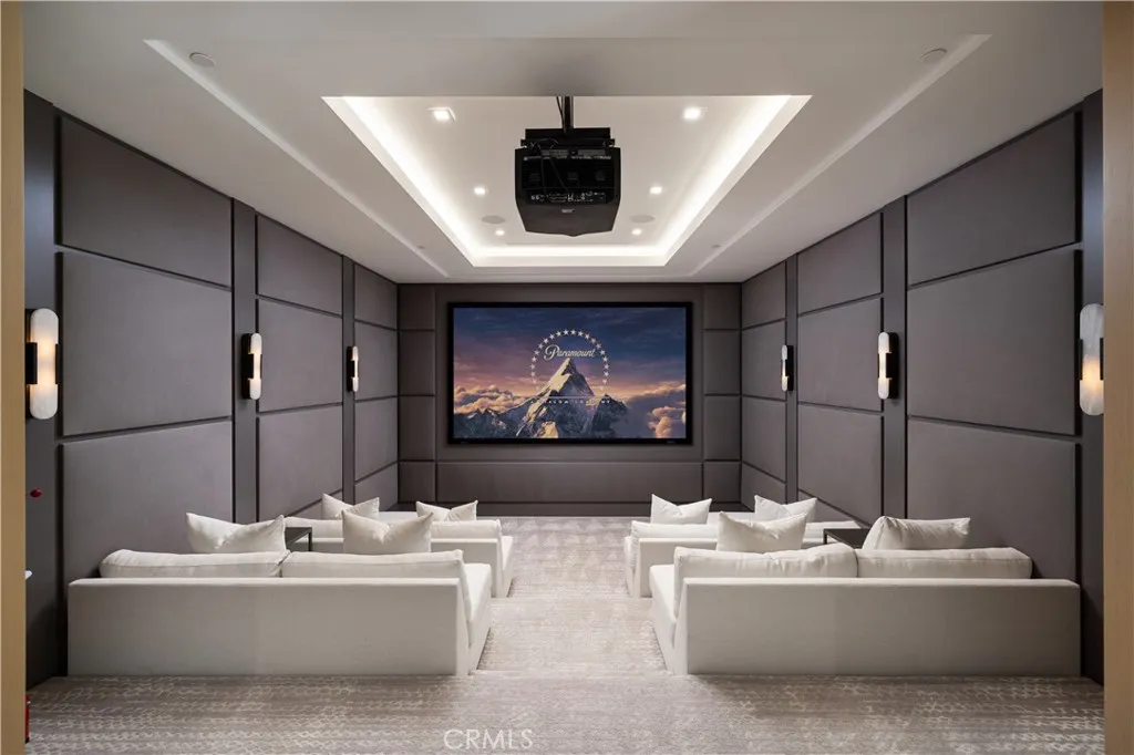 Newport Coast, California 92657, United States, 6 Bedrooms Bedrooms, ,11 BathroomsBathrooms,Residential,Active,209894