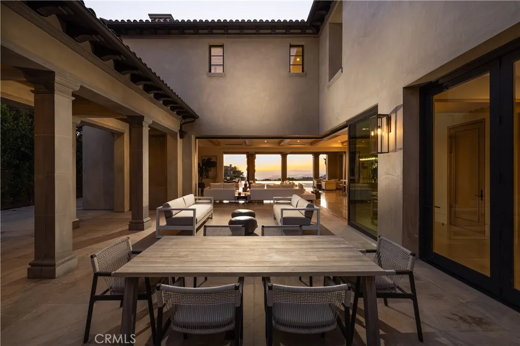 Newport Coast, California 92657, United States, 6 Bedrooms Bedrooms, ,11 BathroomsBathrooms,Residential,Active,209894