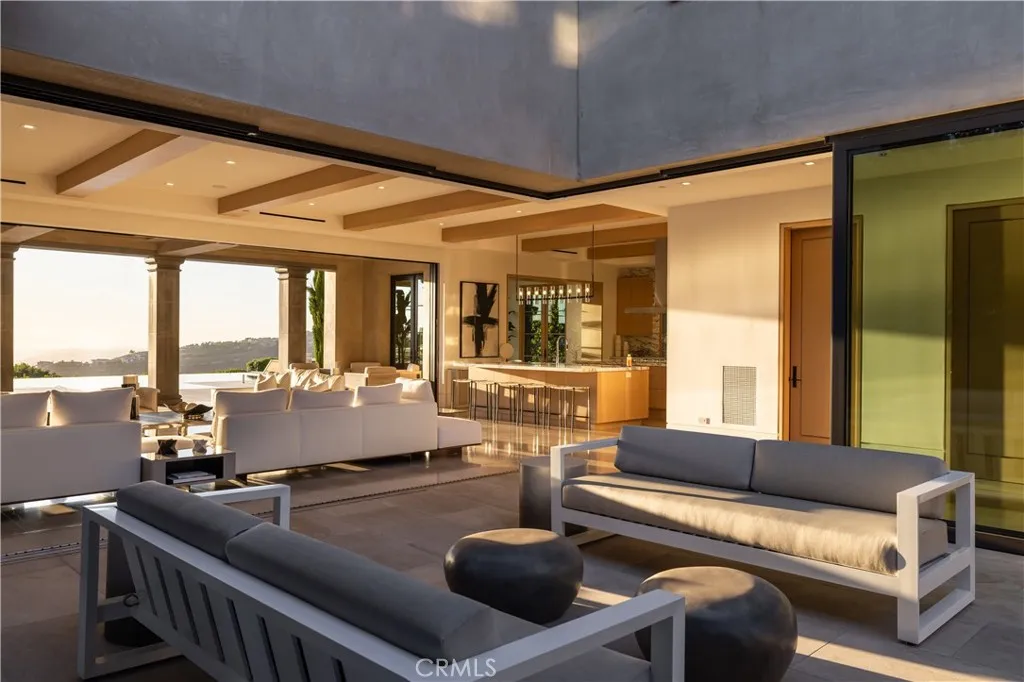 Newport Coast, California 92657, United States, 6 Bedrooms Bedrooms, ,11 BathroomsBathrooms,Residential,Active,209894