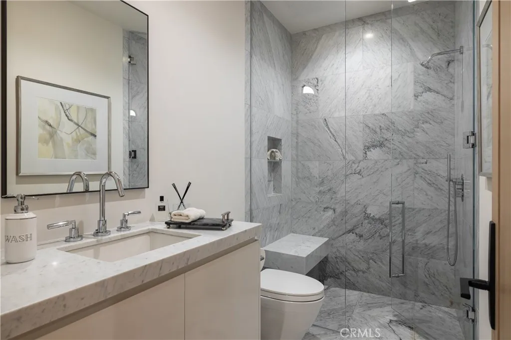 Newport Coast, California 92657, United States, 6 Bedrooms Bedrooms, ,11 BathroomsBathrooms,Residential,Active,209894