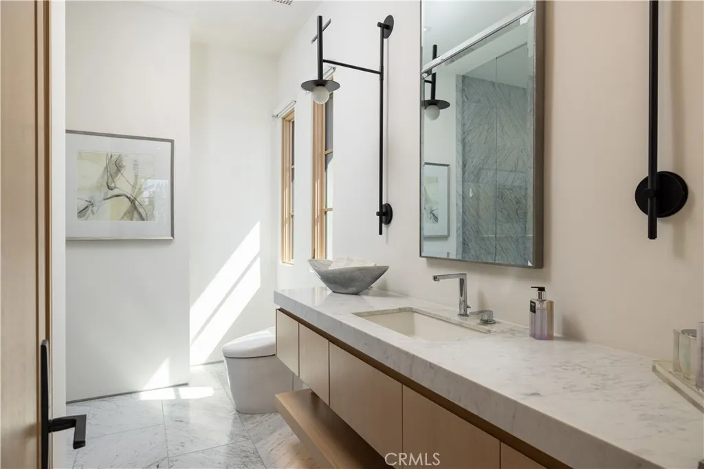 Newport Coast, California 92657, United States, 6 Bedrooms Bedrooms, ,11 BathroomsBathrooms,Residential,Active,209894