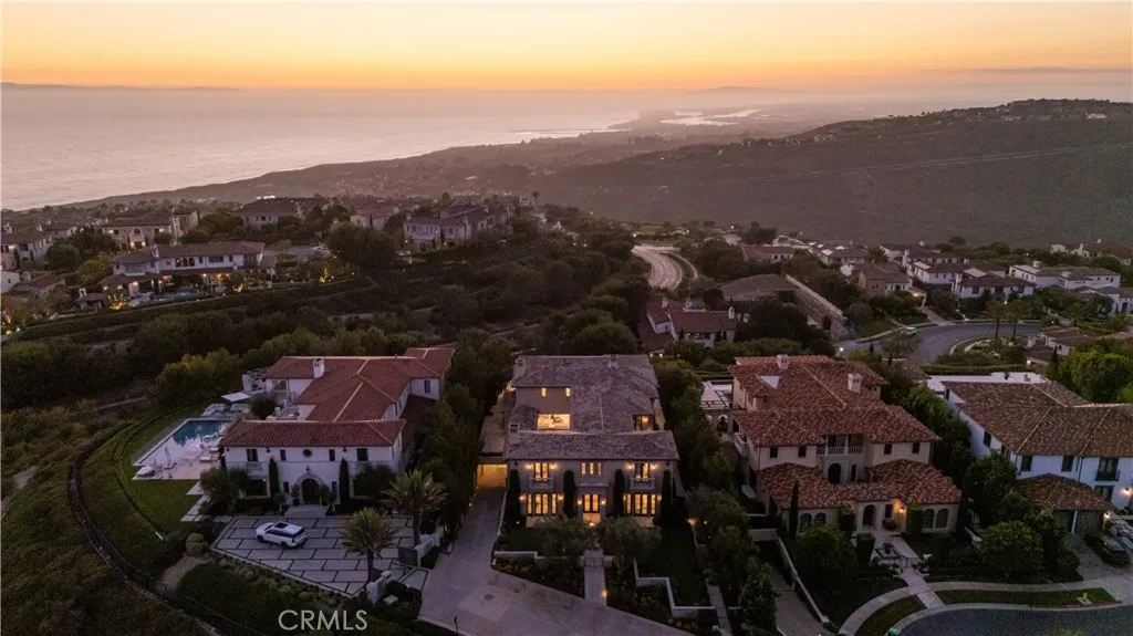 Newport Coast, California 92657, United States, 6 Bedrooms Bedrooms, ,11 BathroomsBathrooms,Residential,Active,209894