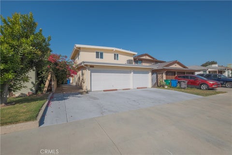 Photo of 5947 John Avenue, Long Beach, CA 90805 (MLS # DW26212357)