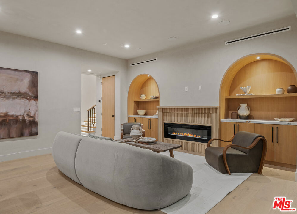 11317 Valley Spring Lane