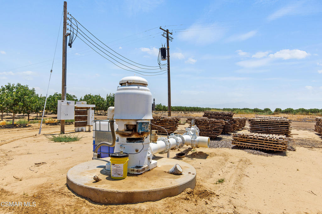 Not Applicable - 1007242 - Land