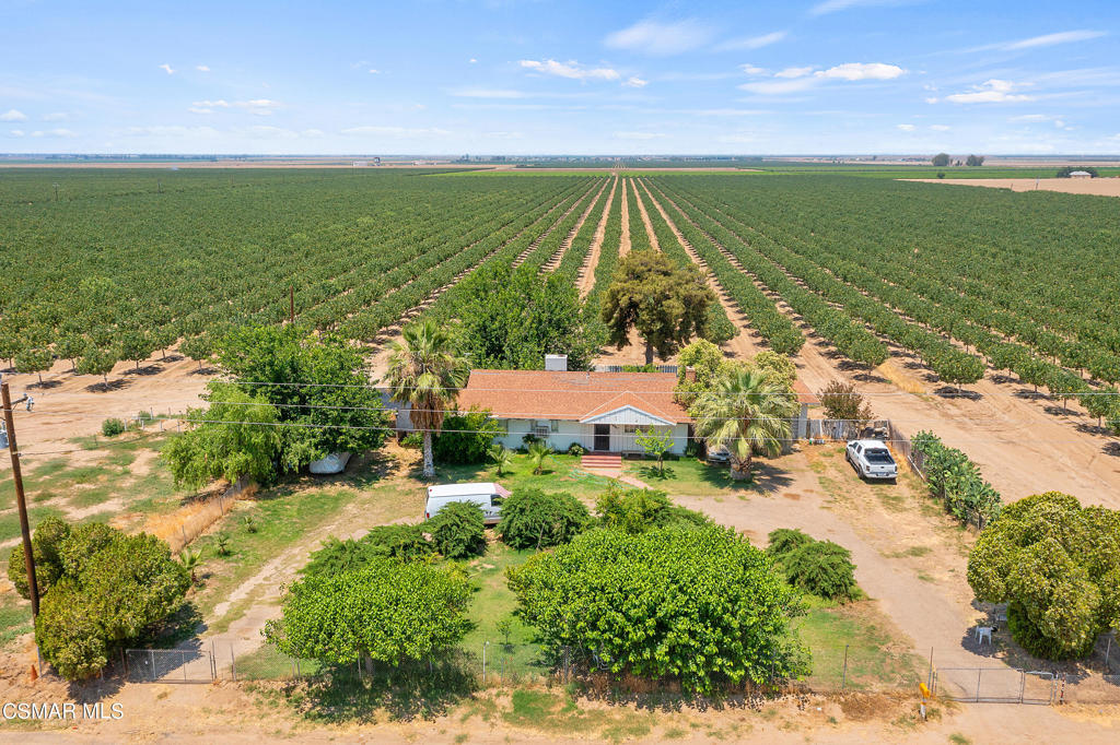 Not Applicable - 1007242 - Land