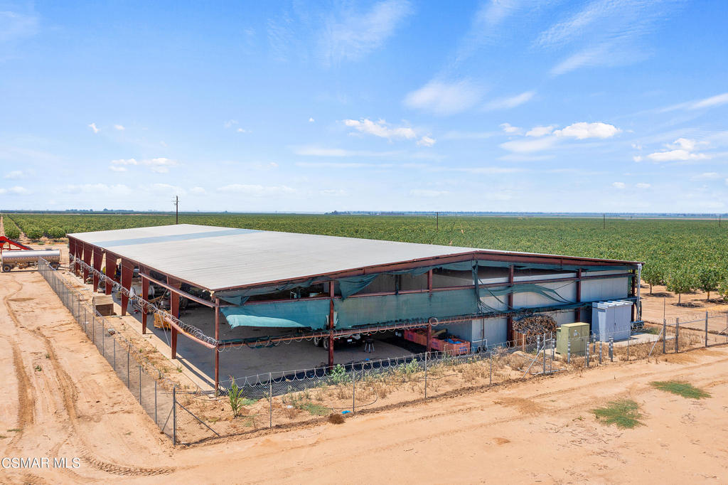 Not Applicable - 1007242 - Land