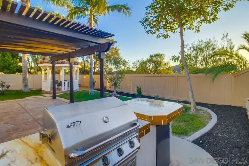 Chula Vista, California 91914, United States, 5 Bedrooms Bedrooms, ,5 BathroomsBathrooms,Residential,Active,183902