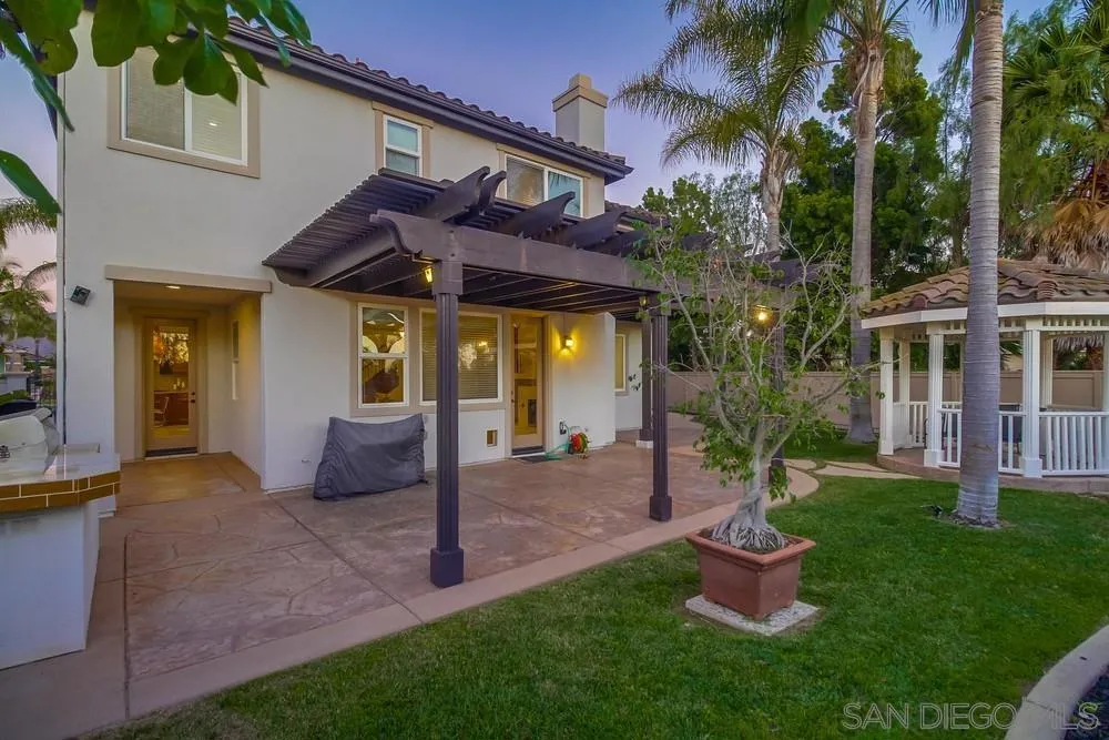 Chula Vista, California 91914, United States, 5 Bedrooms Bedrooms, ,5 BathroomsBathrooms,Residential,Active,183902