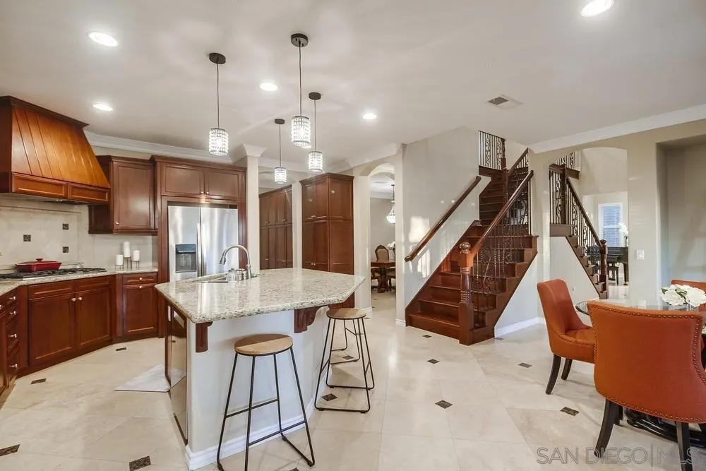 Chula Vista, California 91914, United States, 5 Bedrooms Bedrooms, ,5 BathroomsBathrooms,Residential,Active,183902