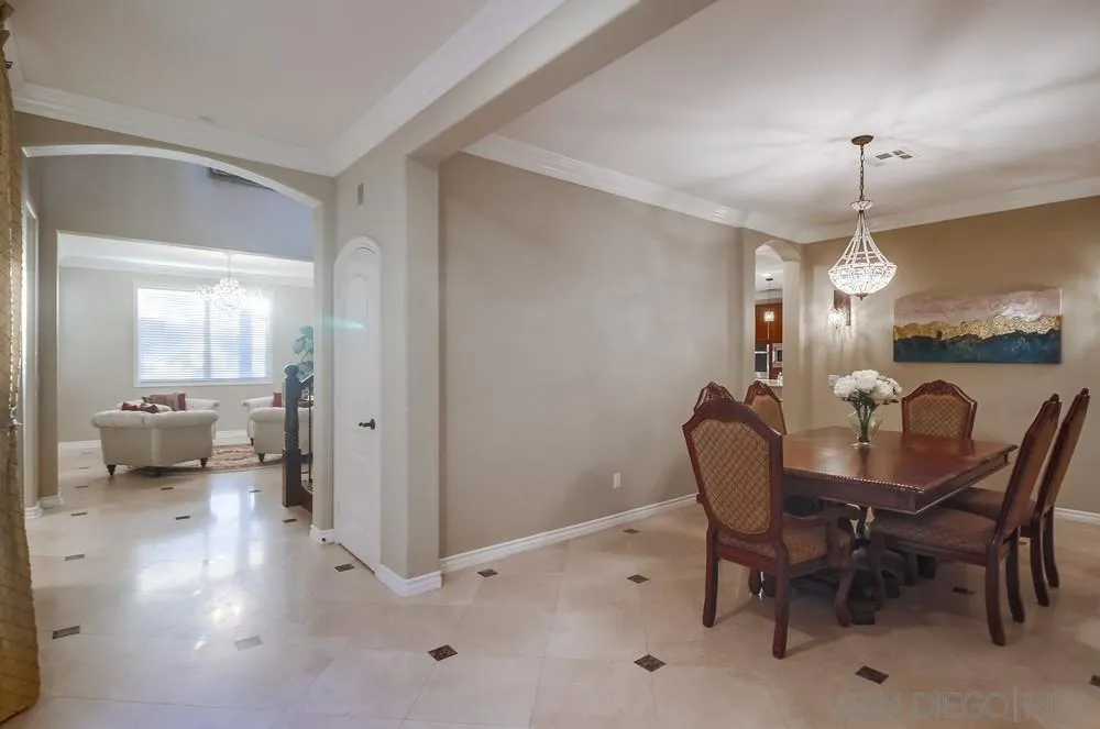 Chula Vista, California 91914, United States, 5 Bedrooms Bedrooms, ,5 BathroomsBathrooms,Residential,Active,183902