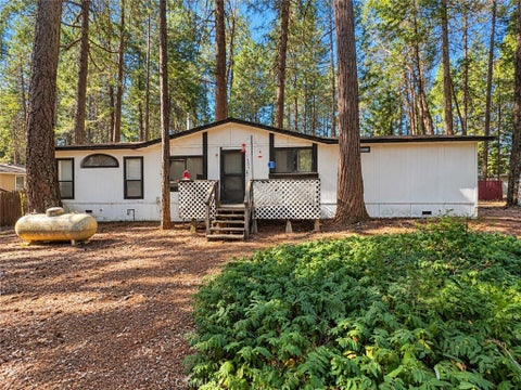 Photo of 6202 Cody Court, Magalia, CA 95954 (MLS # SN26201980)