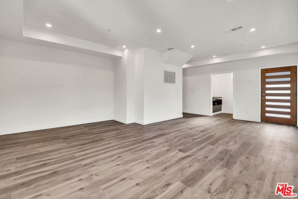 4418 Bowman Boulevard