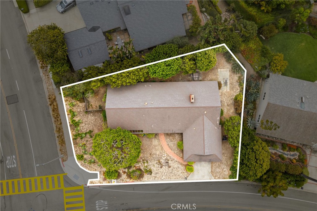 2795 Temple Hills Drive