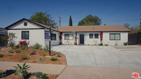 Photo of 3335 Felix Avenue, Simi Valley, CA 93063 (MLS # 26844275)