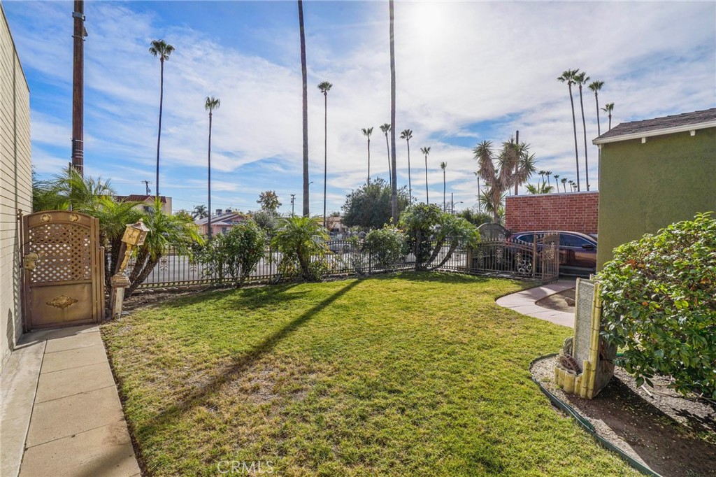 511 S Brand Boulevard