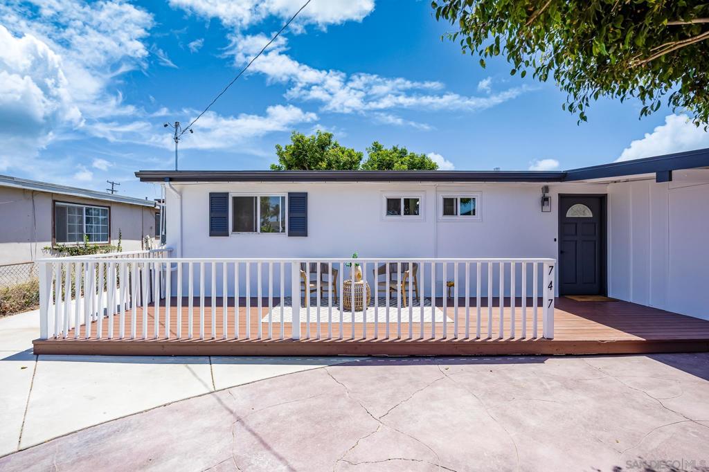 747 Holly Ave