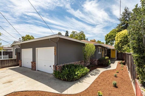 Photo of 3448 Page Street, Redwood City, CA 94063 (MLS # ML82055762)