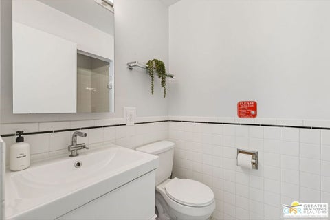 Tiny photo for 547 N Sunrise Way, Palm Springs, CA 92262 (MLS # 26986579PS)