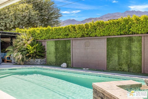 Tiny photo for 547 N Sunrise Way, Palm Springs, CA 92262 (MLS # 26986579PS)