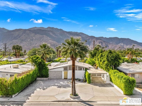 Tiny photo for 547 N Sunrise Way, Palm Springs, CA 92262 (MLS # 26986579PS)