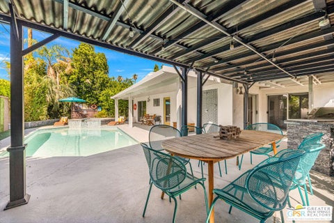 Tiny photo for 547 N Sunrise Way, Palm Springs, CA 92262 (MLS # 26986579PS)