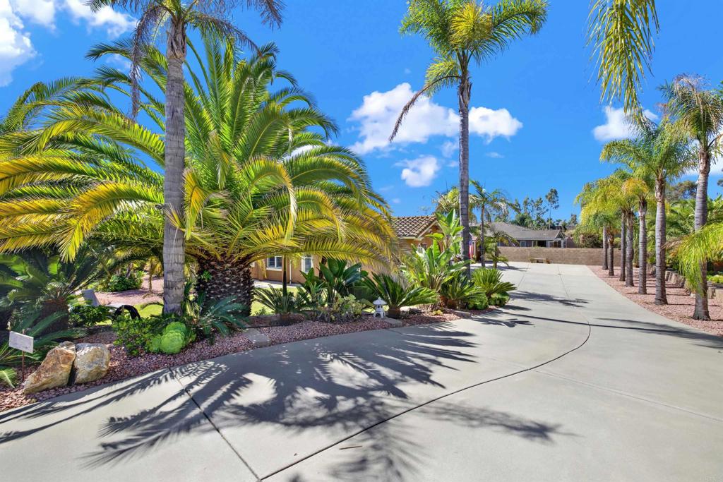 907 Rockwell Springs Court