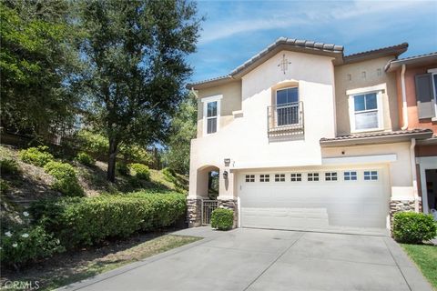 26767 Via La Paz Valencia CA 91381