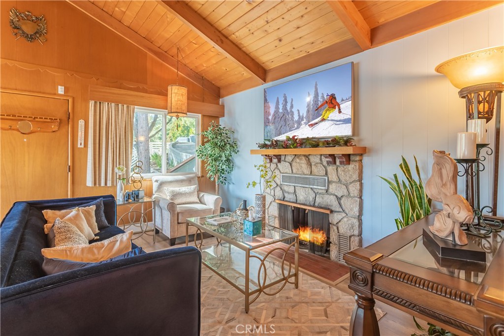 Crestline (CRES) - Residential