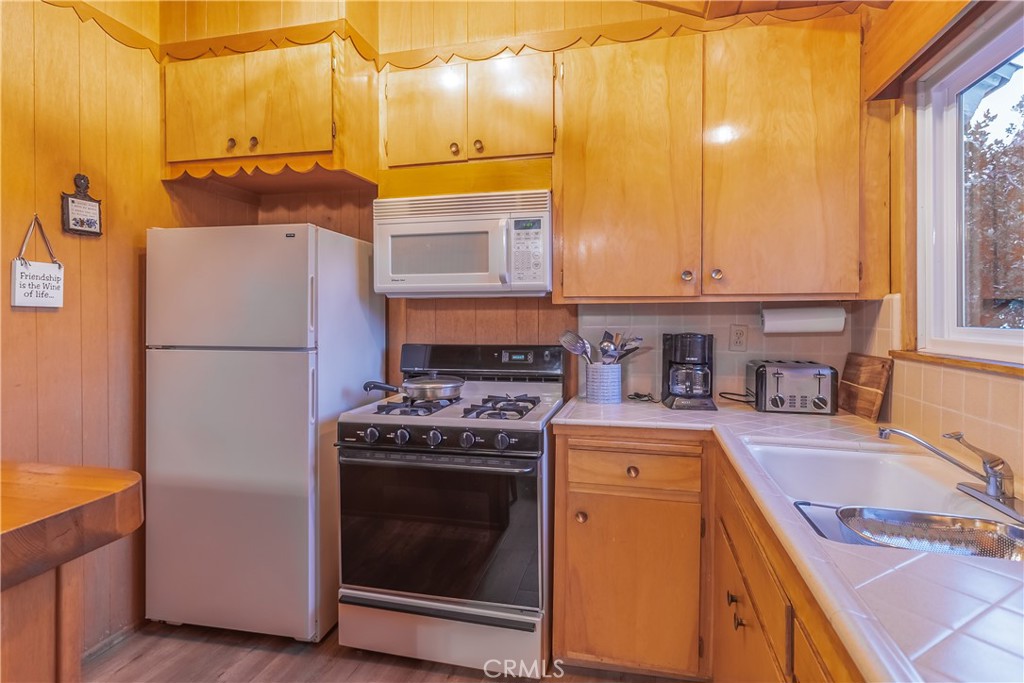 Crestline (CRES) - Residential