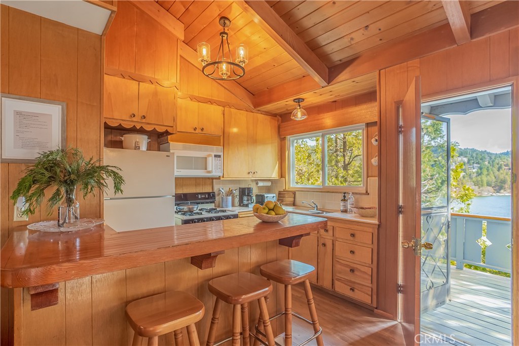 Crestline (CRES) - Residential