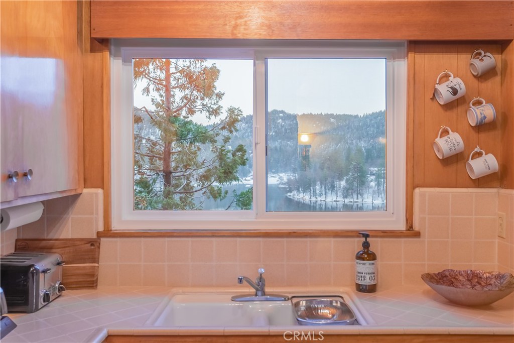 Crestline (CRES) - Residential